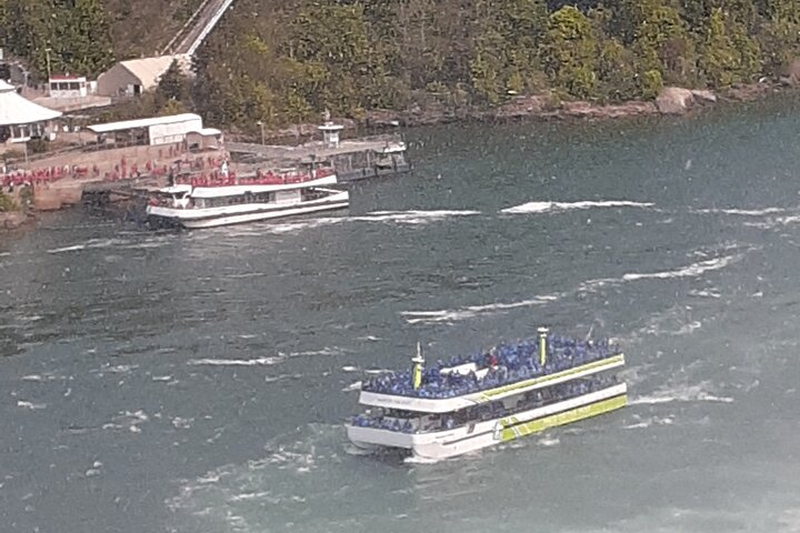 Maid of the Mist Skip the Ticket Line Tickets - Photo 1 of 6
